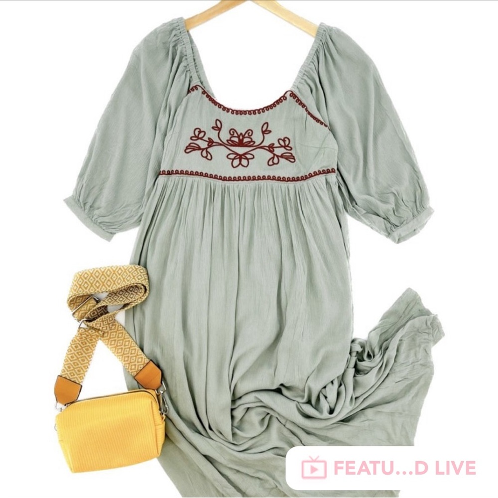 Heyson dress, size large.